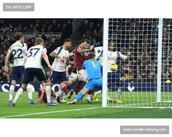 热刺球迷抗议主帅弗兰克,球队5轮不胜陷降级风险争议 热刺球迷抗议主帅弗兰克,球队5轮不胜陷降级风险争议